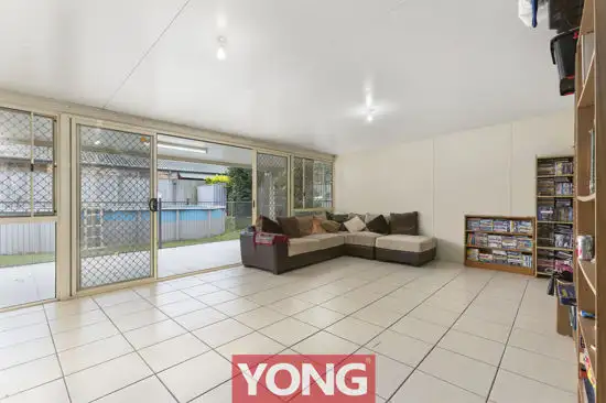 Fifth view of Homely house listing, 109 Bannockburn Crescent, Parkinson QLD 4115