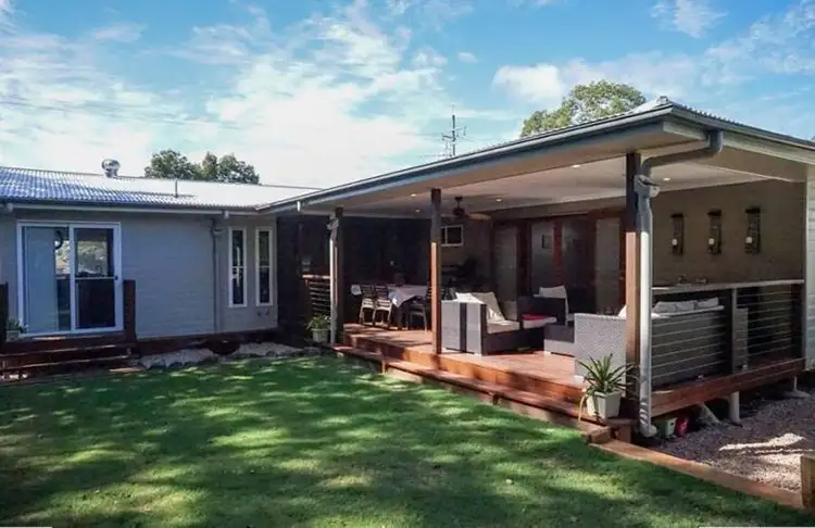 9 Newmarket Street, Newtown QLD 4350