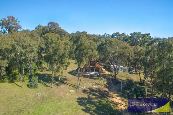16 Invergowrie Road, Armidale NSW 2350
