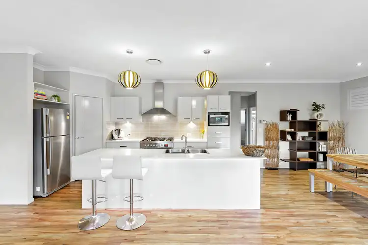 Fourth view of Homely house listing, 2 Bowerbird Crescent, Dakabin QLD 4503