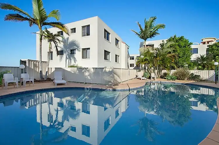 2/43 Albert Street, Kings Beach QLD 4551