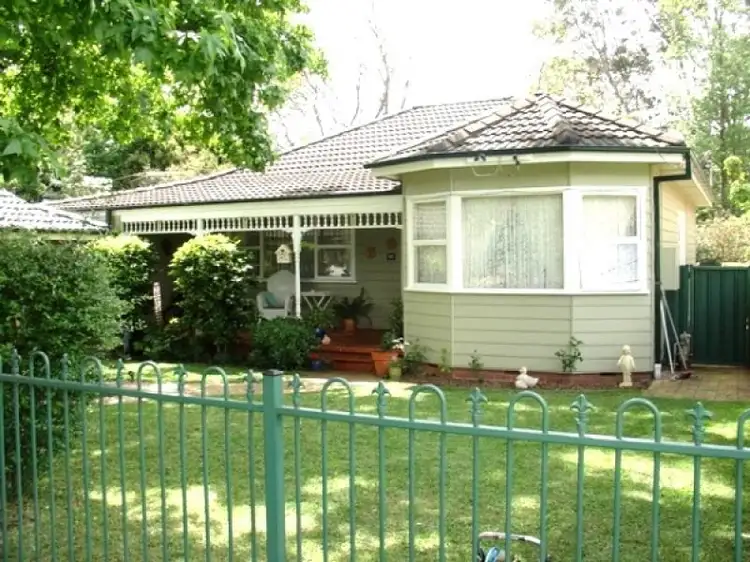 16 RICHARDS STREET, Blaxland NSW 2774