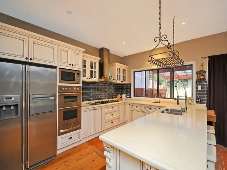4 Koala Road, Blaxland NSW 2774