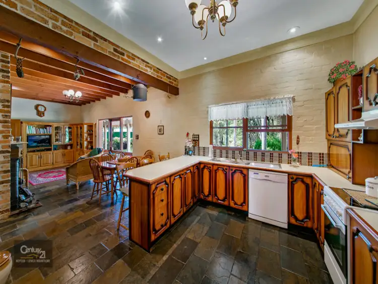 Sixth view of Homely house listing, 2590 Silverdale Road, Wallacia NSW 2745