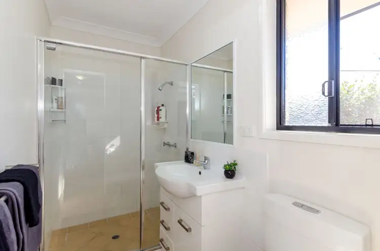 Sixth view of Homely house listing, 8 Leonie Court, New Auckland QLD 4680