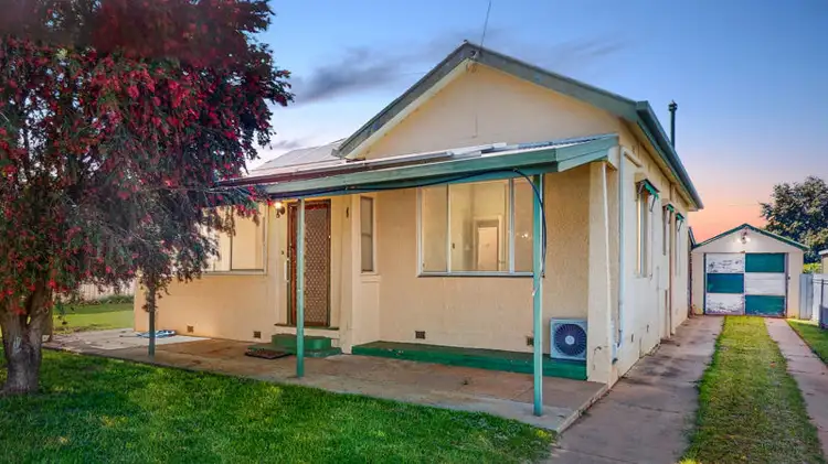 9 Lord St, Junee NSW 2663