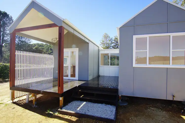 1/107 Pine Avenue
