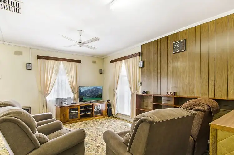 Second view of Homely house listing, 125 Collins Street, Broadview SA 5083