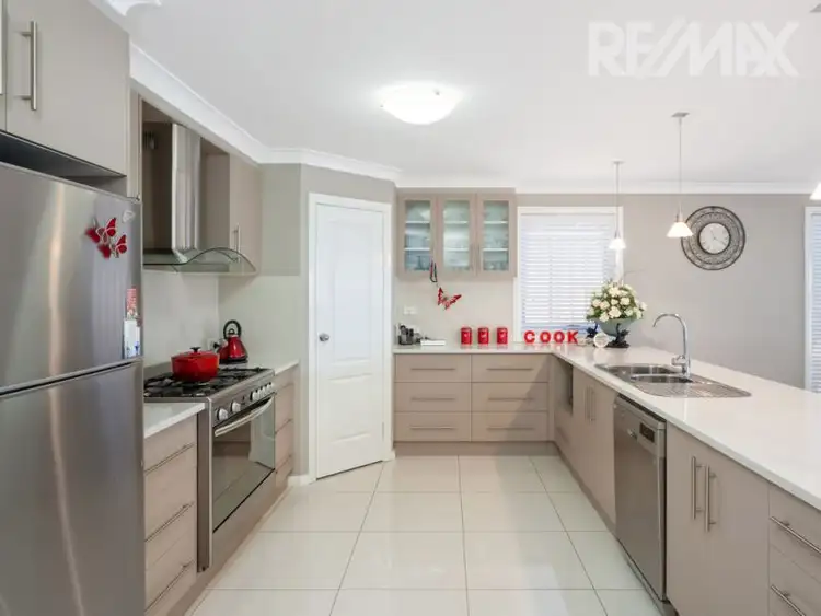 Second view of Homely house listing, 2/2 Clarence Place, Tatton NSW 2650