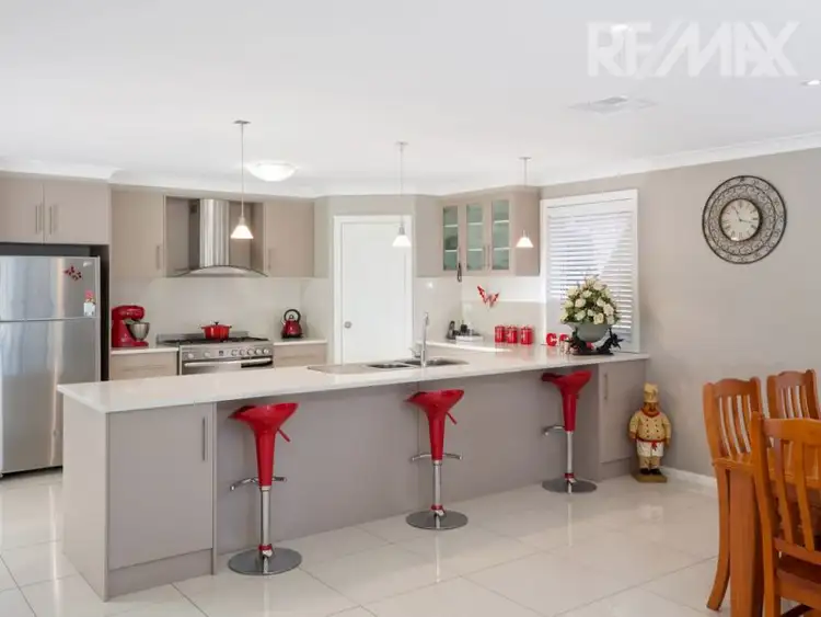 Third view of Homely house listing, 2/2 Clarence Place, Tatton NSW 2650