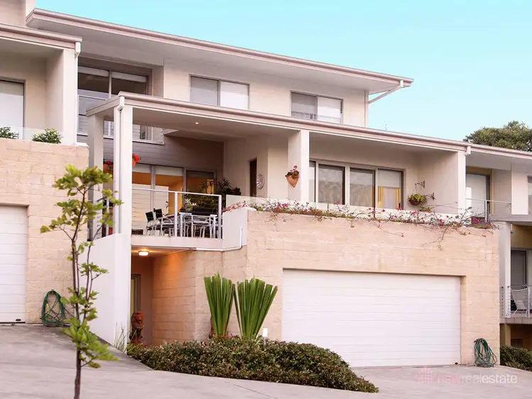 Main view of Homely townhouse listing, 9/6 Diggers Beach Road, Coffs Harbour NSW 2450