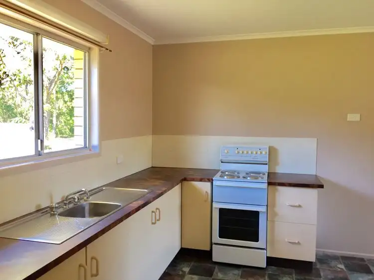 2/53 Perwillowen Road