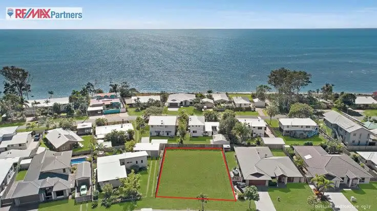 20 Fraser Waters Parade, Toogoom QLD 4655