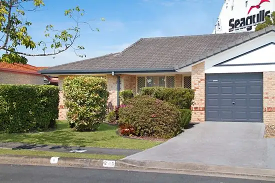 2/15 Albatross Circuit, Tweed Heads West NSW 2485