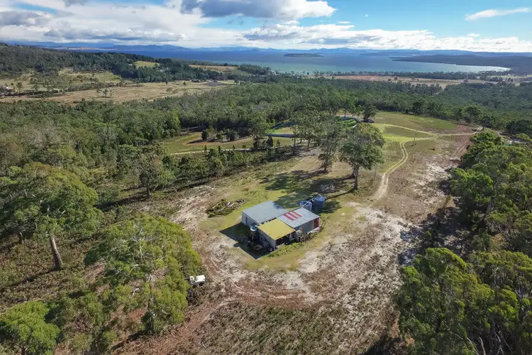 311 Gwandalan Road, Sloping Main TAS 7186