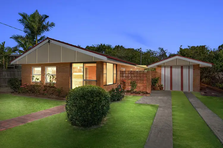 21 Ronmack Street, Chermside QLD 4032