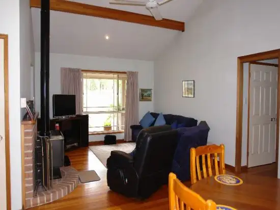 Sixth view of Homely house listing, 4 Burlington Ave, Jilliby NSW 2259