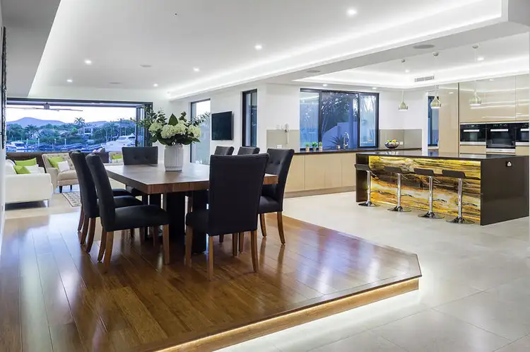 1051 Rosebank Way, Hope Island QLD 4212