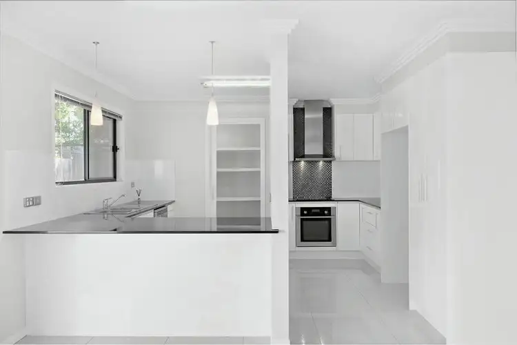 79 Strong Avenue, Graceville QLD 4075