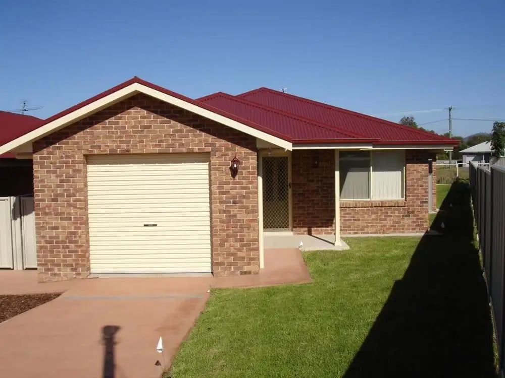 Main view of Homely house listing, 6 Iris Close, Kootingal NSW 2352