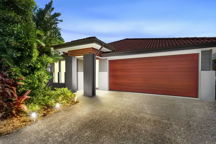 27 Denham Crescent, North Lakes QLD 4509