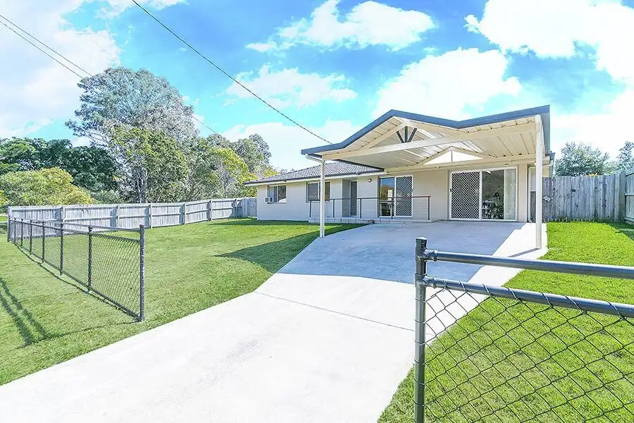 Main view of Homely house listing, 21 SILVERTOP ST, Hillcrest QLD 4118