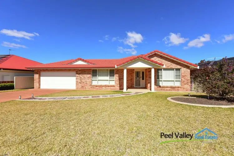 19 Ebony Close, Tamworth NSW 2340