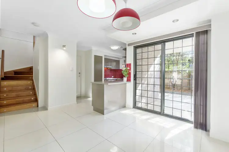 Third view of Homely townhouse listing, 5/8 Charnwood Street, Sunnybank Hills QLD 4109