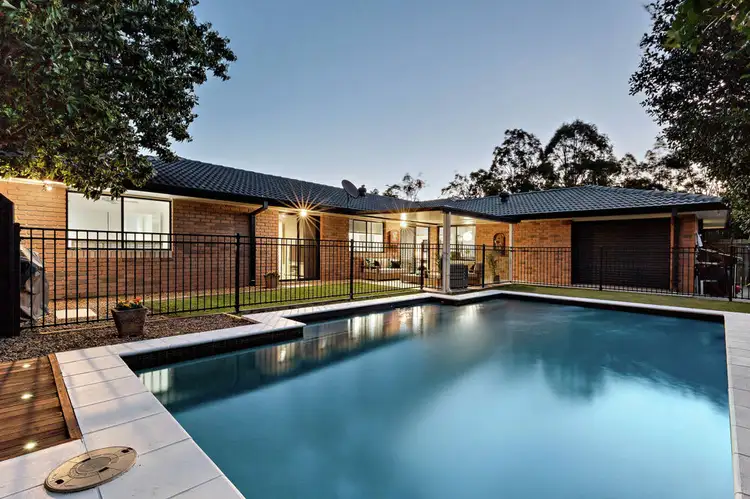 3 Lilly Lane, Birkdale QLD 4159