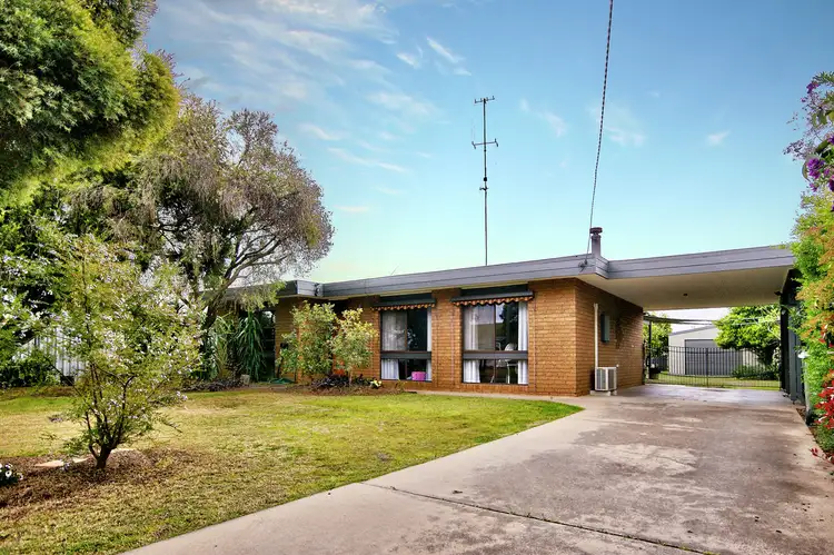 95 Mackenzie Street, Deniliquin NSW 2710
