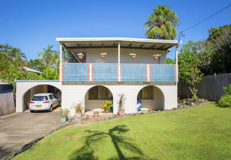 14 Island View St, Emerald Beach NSW 2456