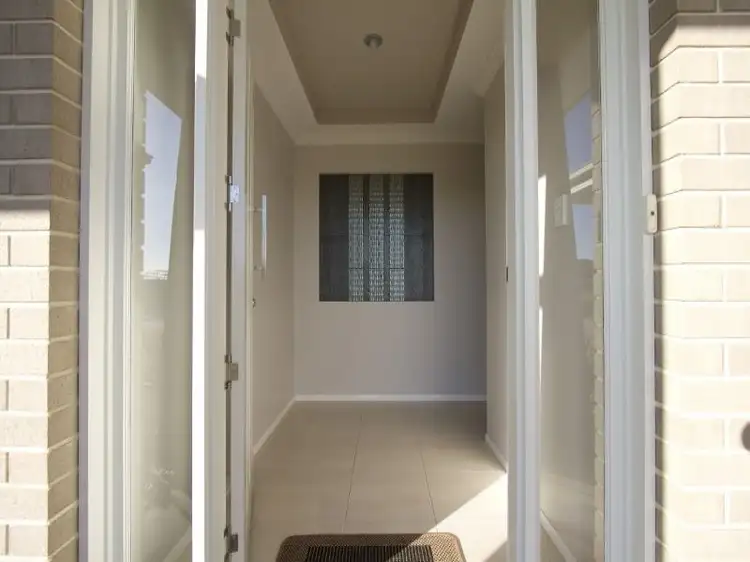 Fifth view of Homely house listing, 2 Plover Court, Highfields QLD 4352