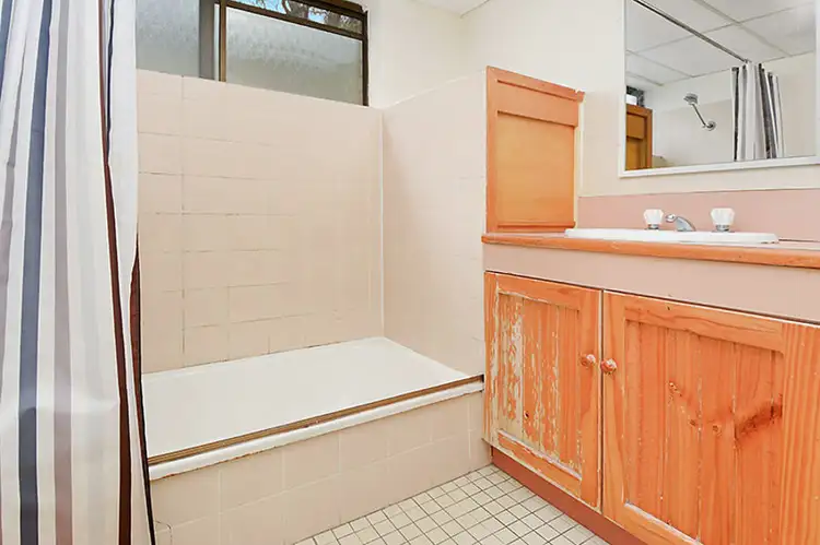 Fifth view of Homely unit listing, 2/120 Whitmore st, Taringa QLD 4068