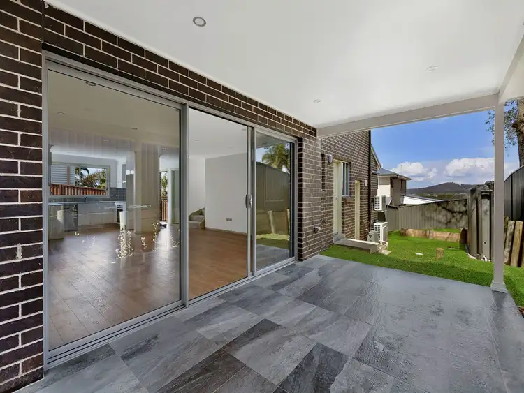 2/16 North Road, Wyong NSW 2259
