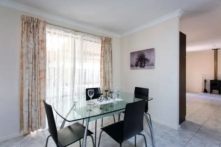Fourth view of Homely house listing, 2 Sparrow Court, High Wycombe WA 6057