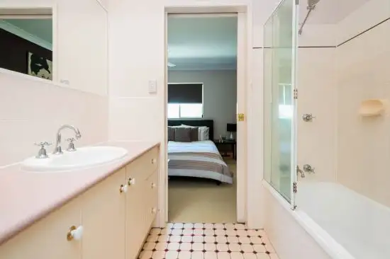 Fifth view of Homely townhouse listing, 6/25 View Street, Mount Gravatt East QLD 4122