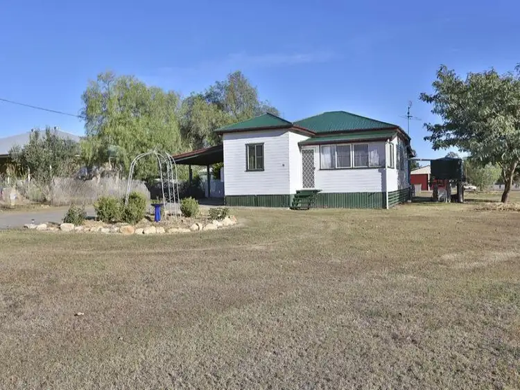 30 Cooke Street, Goombungee QLD 4354