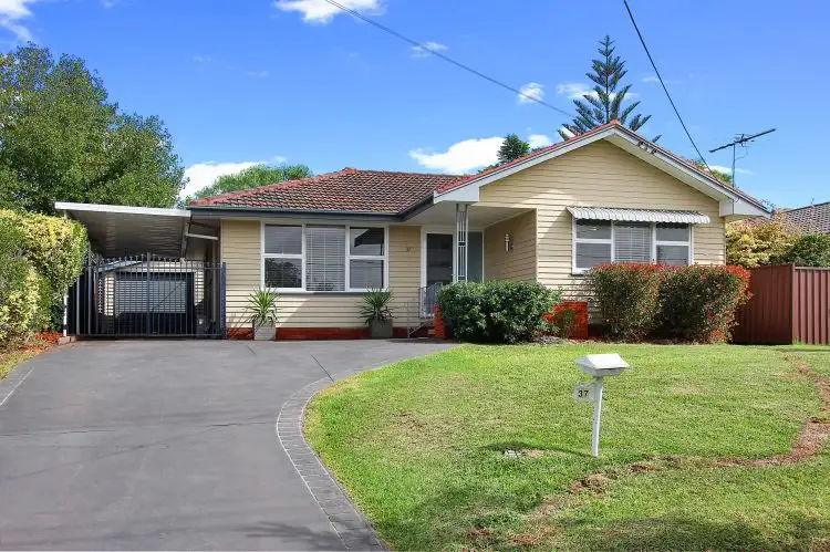 37 Pendant Avenue, Blacktown NSW 2148