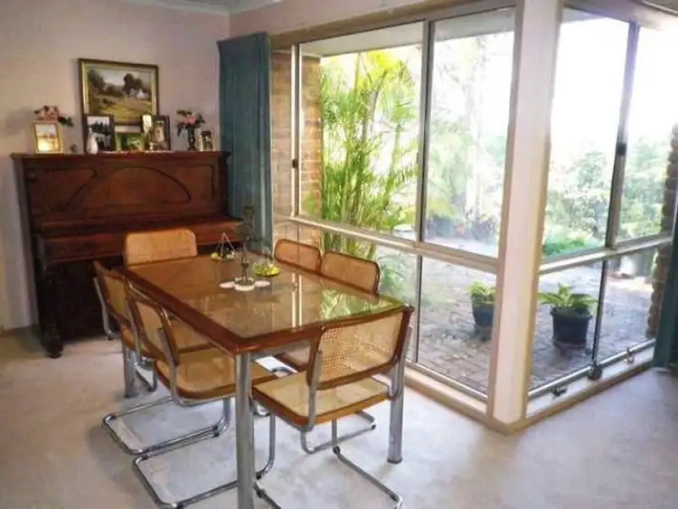 Seventh view of Homely house listing, 2 Coreen Court, Karana Downs QLD 4306