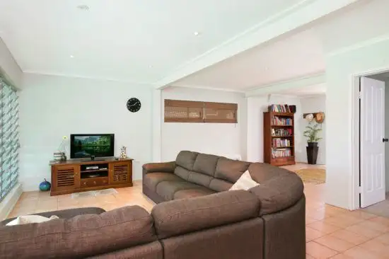 Third view of Homely house listing, 137 Hillview Crescent, Whitfield QLD 4870