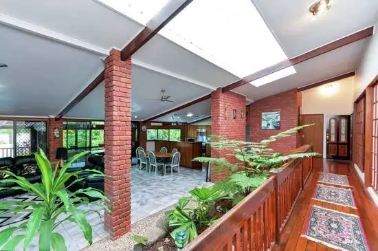 19 Hutchinson Street, Edge Hill QLD 4870