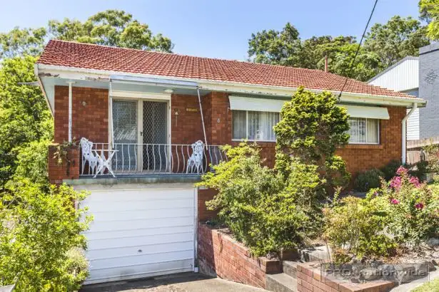 8 Croft Road, Eleebana NSW 2282