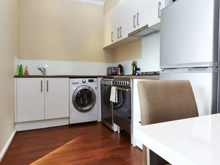 Fifth view of Homely apartment listing, 5/1 Park Street, Pascoe Vale VIC 3044