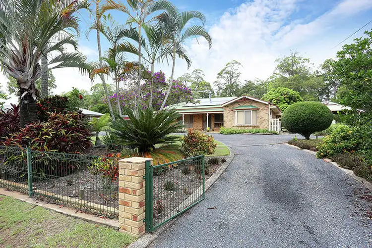 19 Triton Crt, Ningi QLD 4511