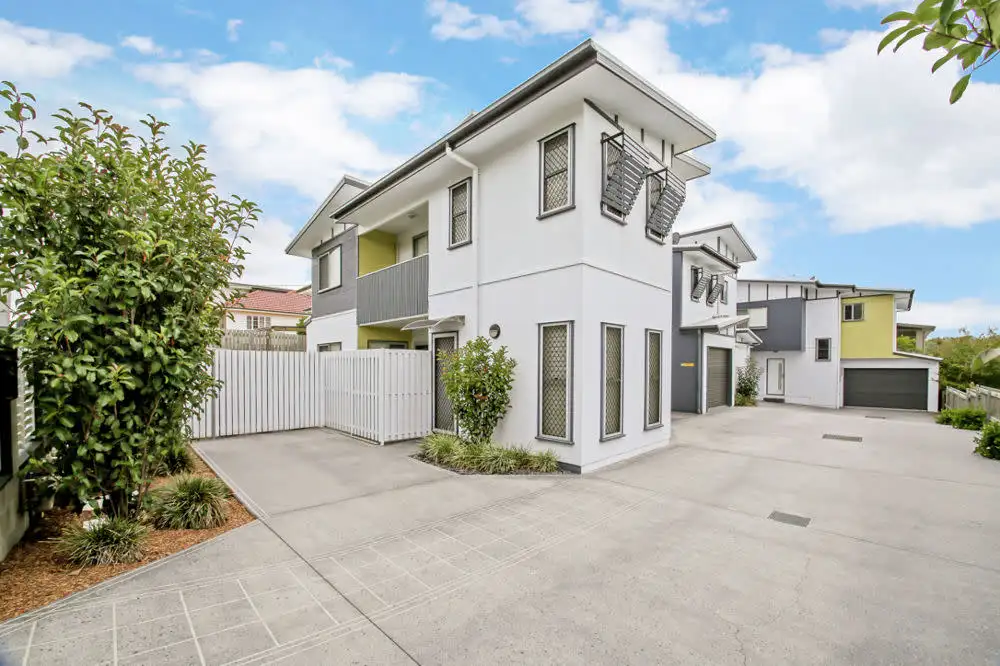 Main view of Homely townhouse listing, 1/27 Barrymore Street, Everton Park QLD 4053
