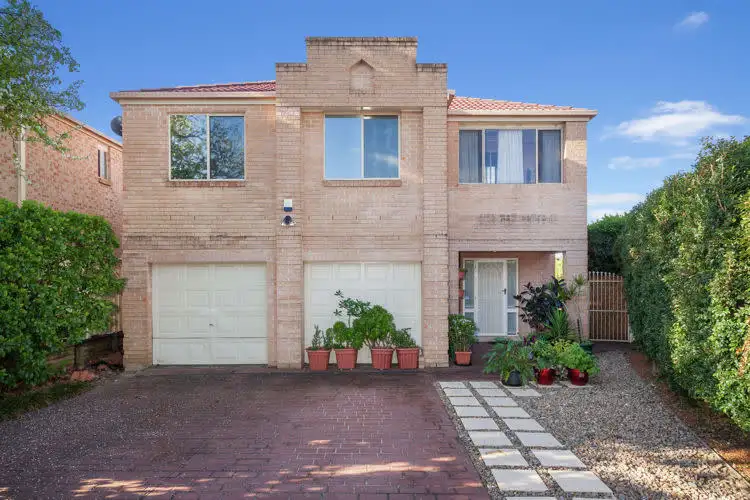 8 Pluto Court, Glenwood NSW 2768