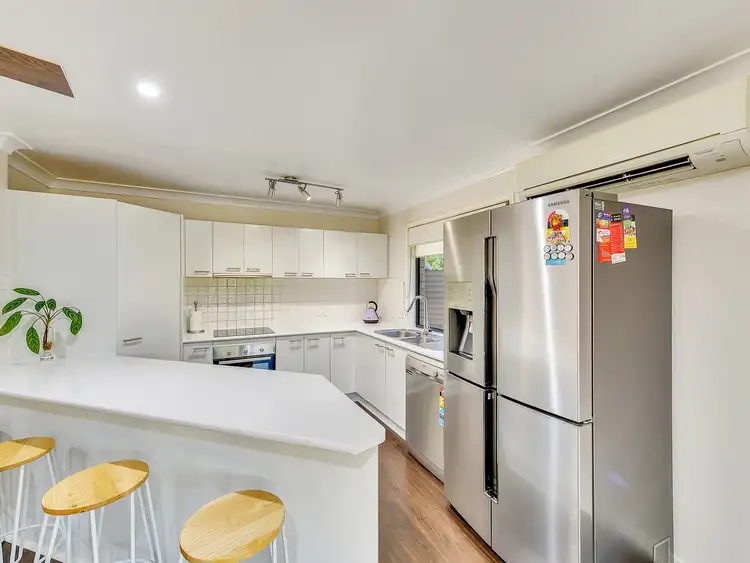 Fifth view of Homely house listing, 17 Beccaria Pl, Doolandella QLD 4077