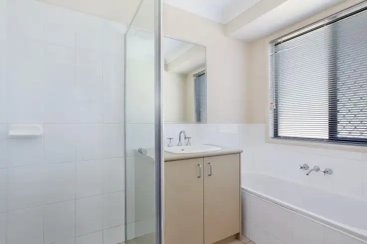 Fifth view of Homely house listing, 5 Somerville Close, Armidale NSW 2350