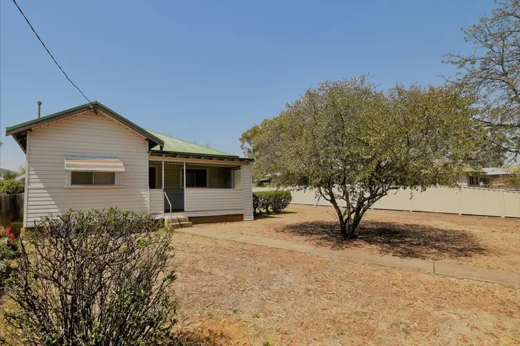 72 Waverley Street, Scone NSW 2337