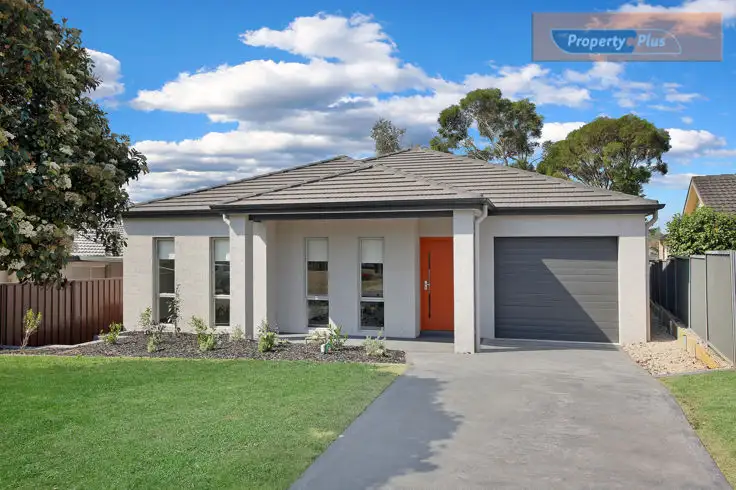 1 James Barnett  Glen, St Clair NSW 2759